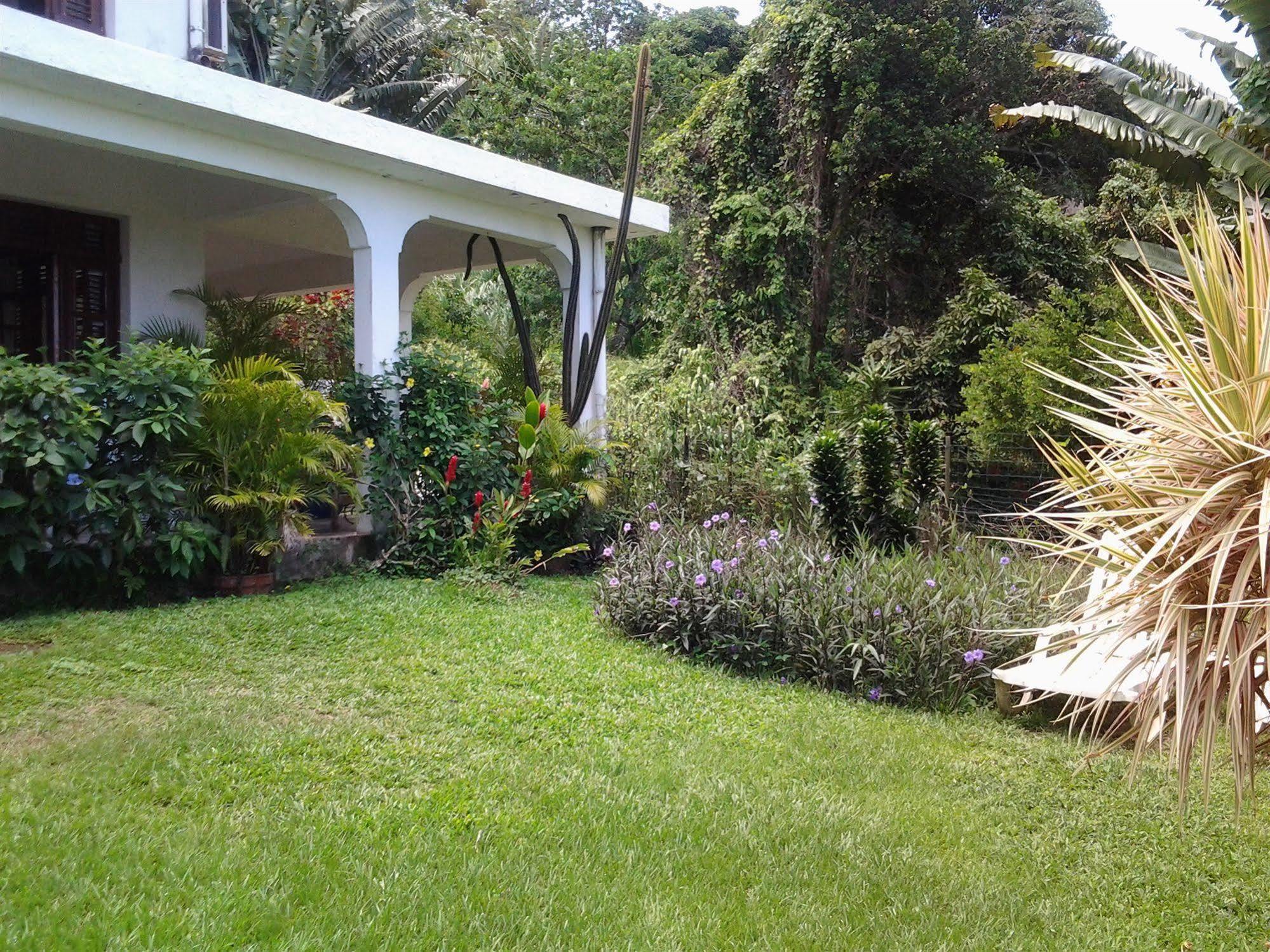 Villa Galerie Les Anses-d'Arlets Exterior foto